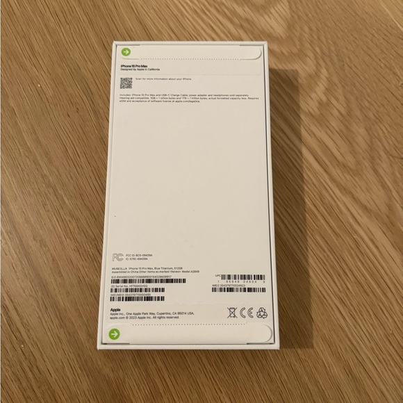 iPhone 15 pro max 512g new - Picture 2 of 2